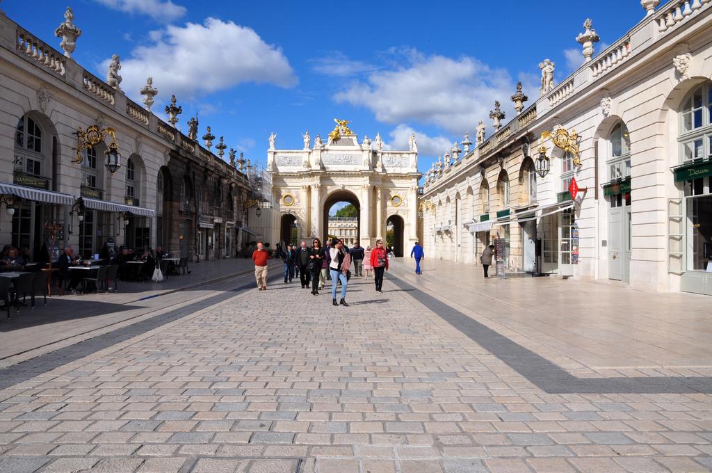 Grand Hotel De La Reine - Place Stanislas Nancy Eksteriør bilde